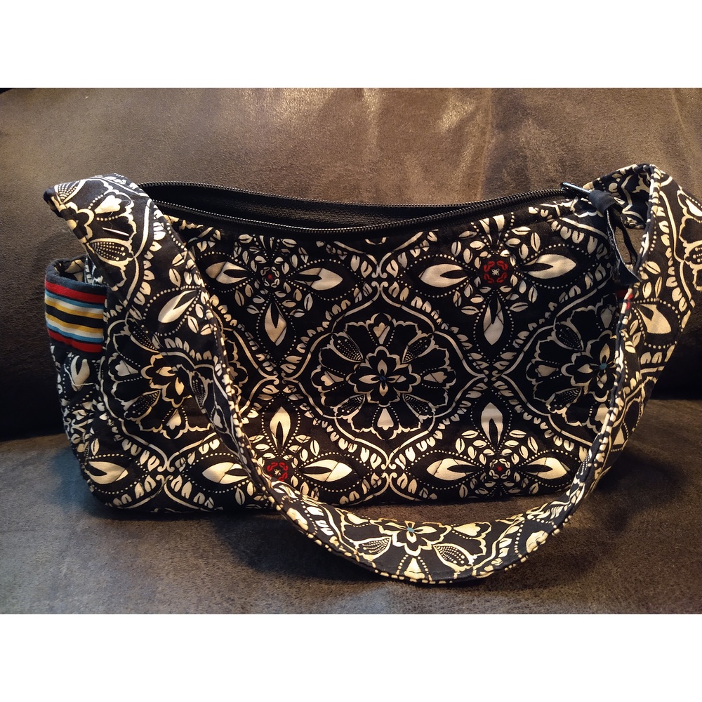 VERA BRADLEY - BARCELONA SMALL SHOULDER BAG - BLACK/YELLO/RED